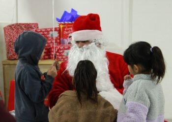 Lleva SEA del Cobach Zona Norte alegría a menores tutelados por el DIF