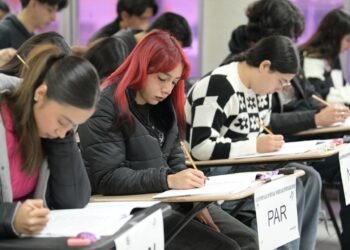 Recibe UACH a más de 4 mil aspirantes para presentar el Examen CENEVAL