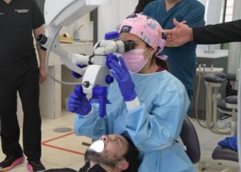 Odontología digital y expectativas estéticas: FO-UACH analiza los retos actuales de la salud bucal