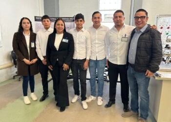 Presentan estudiantes de la UT Paso del Norte proyecto de seguridad para líneas de producción