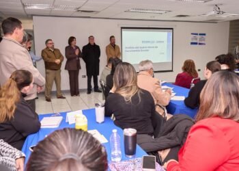Continúan mesas de trabajo para actualizar marco local de convivencia escolar en Chihuahua