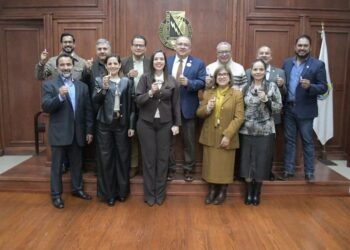Celebra la UACH el Día de Reyes con tradicional rosca