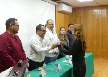 Fortalecen Conalep y CIMA salud visual de 331 estudiantes de planteles I y II