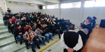 Retoma Conalep “Escuela para madres, padres y personas cuidadoras”