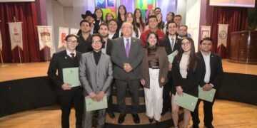 Fortalece UACH liderazgo estudiantil con toma de protesta de presidentes