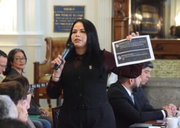 Denuncia Myrna Monge al «Chupas» asesor de Brenda Rios por misoginia