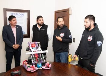 Estudiantes de UT Camargo se preparan para Mundial de Robótica VEX