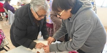Arranca taller de elaboración de velas para la casa de los abuelos de Parral en beneficio propio