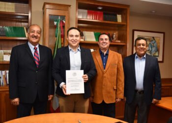 Asume Servando Chávez Tiznado la coordinación de educación de la zona sur