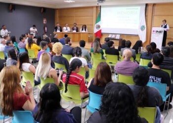 Realizó INE presentación de la memoria gráfica y documental del proceso electoral concurrente
