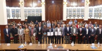 Fortalece Estado vinculación educativa con firma de convenio entre SIDE y Conalep