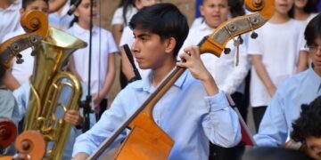 Presentan más de 300 niñas, niños y jóvenes concierto “Agua por mi casa” en palacio de gobierno