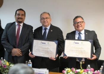 Reconoce COMEAA programas educativos de FACIATEC de la UACH