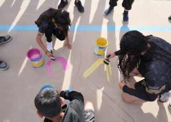 Rehabilitan municipio y vecinos unidades deportivas con programa “Manos a la cancha”