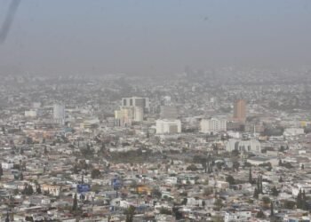 Calima y polvo elevan riesgos respiratorios en Chihuahua, advierten especialistas de la UACH