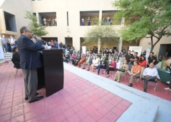 Realiza FCA-UACH «Expo Laboral» con ciclo de conferencias de orientación profesional