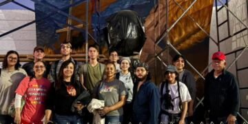 Concluyen reconstrucción de mural histórico en Meoqui con apoyo de la UACH