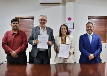 Consolidan UPNECH y SPAyT convenio de colaboración en beneficio de los estudiantes