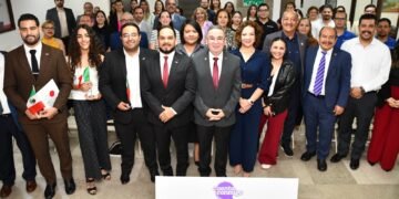 Despiden a egresados universitarios que se capacitarán en Japón con programa Nichiboku