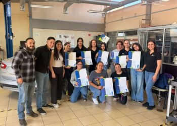 Concluyen primeras participantes el curso de Mecánica Básica para Mujeres en la UPCH