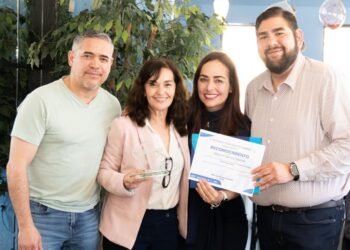 Reconoce UT CAM a docentes y administrativos mejor evaluados del cuatrimestre septiembre–diciembre 2025