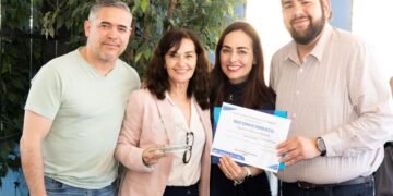 Reconoce UT CAM a docentes y administrativos mejor evaluados del cuatrimestre septiembre–diciembre 2025