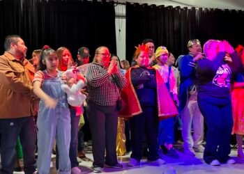 Realizan estudiantes de secundaria federal 11 proyecto artístico y pedagógico “érase una vez…”