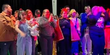 Realizan estudiantes de secundaria federal 11 proyecto artístico y pedagógico “érase una vez…”