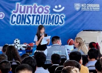 Entrega Estado material y equipo educativo a 341 planteles de 38 municipios