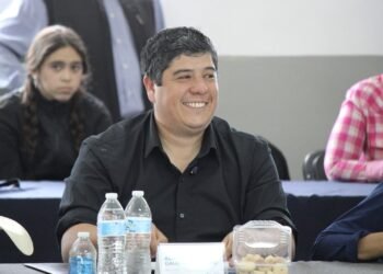 Reconoce regidor Adán Galicia el papel transformador del deporte en sesión de Cabildo rural