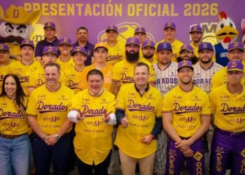 Marco Bonilla respalda a los Dorados en presentación del equipo que abre el viernes ante Durango