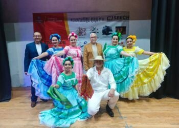 Capacitan a más de cuatro mil estudiantes de misiones vulturales rurales