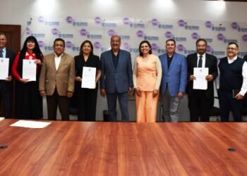 Designa SEyD a nuevos titulares en distintas áreas para mejora del servicio