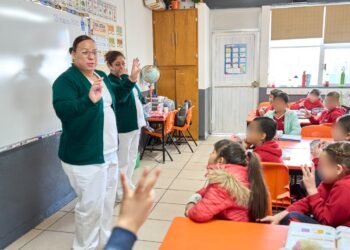 Inicia Educación entrega de informes de la estrategia “Vive saludable, vive feliz” en primarias