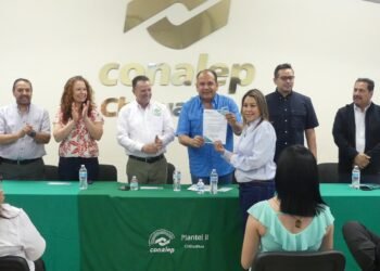 Entrega Conalep 340 becas para certificación de inteligencia artificial IC3 spark