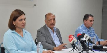 Se armonizará calendario escolar sin afectar plan de estudios, indicó Hugo Gutiérrez