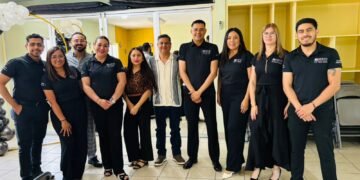 Culminan sus estudios de secundaria 14 estudiantes en el Cedex número 11 de Juárez