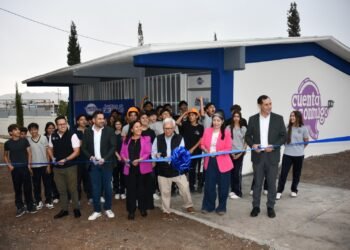Inauguran biblioteca en la secundaria federal número 11, inversión de más de 2 millones