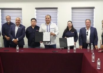 Impulsan alianza Conalep y Grupo Rosa en favor de la formación profesional de los estudiantes