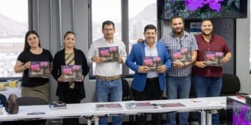 Investigadores de la UACH colaboran en el libro Paleta Vegetal   