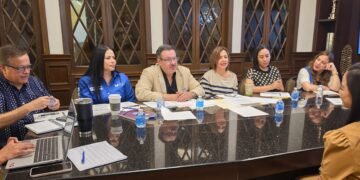 Recibe Comisión de Participación Ciudadana a aspirantes a integrar el consejo consultivo
