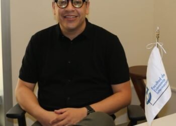 Docente de la UACH explica cómo el Estrecho de Ormuz afecta la economía de Chihuahua