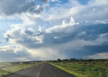 Docente de la UACH analiza tormentas y granizo para prevenir daños en la agricultura