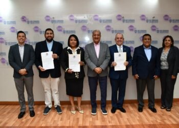 Entregan nombramientos a rectores de las Universidades Tecnológicas de la Tarahumara y Camargo