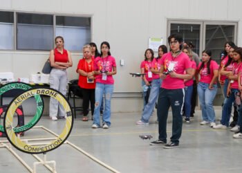 Invita UPCH a Open House con demostración de drones, simuladores de vuelo y experiencias de inmersión