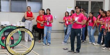 Invita UPCH a Open House con demostración de drones, simuladores de vuelo y experiencias de inmersión