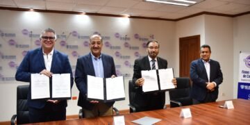 Establecen alianza SEyD y Universidad Politécnica para agilizar emisión de cédulas profesionales