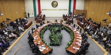 Reconoce consejera presidenta del INE necesidad de regulación en periodos no previstos por la ley