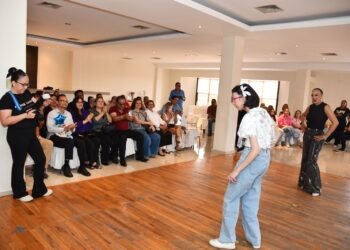 Estudiantes del CAM 7507 conquistan pasarela en proyecto “Todos Tenemos Talento”
