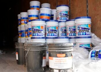 Entregan materiales de mantenimiento a 62 escuelas de educación básica en Juárez